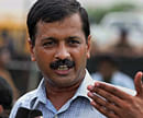 Kejriwal dares PM, Sonia for debate
