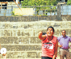 Alvas College student Rashmi who set record in javelin throw, in action.