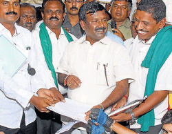 A file photo of District in-charge minister A&#8200;Narayanaswamy accepting a memorandum from the members of the  Permanent Irrigation Struggle Committee in Chikkaballapur.