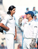 worrisome times: Ishant Sharma (left) looked clueless in the third Test against England and he needs to find his rhythm fast if he has to make any contribution to Team India. PTI