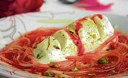 Creamy wonder Vermicelli can be used in many dishes like Kulfi Faluda.