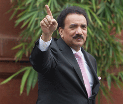 Pakistan's Interior Minister Rehman Malik comes out after a meeting with National Security Advisor Shivshankar Menon at South Block in New Delhi on Saturday. PTI Photo
