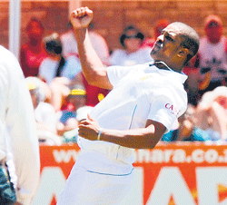FIFTHHEAVEN: Vernon Philander celebrates his fifth wicket against NewZealand. AFP