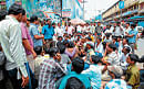 Hawker dies during drive agst vendors; ACP Dhoble transferred