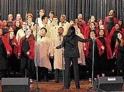 international Chicago Childrens Choir recently performed in the City.