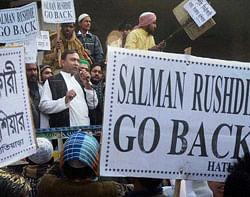 Kolkata: Muslims protesting against eminent writer Salman Rushdie's visit outside the airport in Kolkata on Wednesday. PTI File Photo