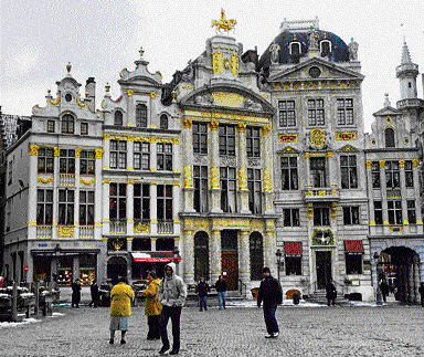 Golden eye: One of the Guild houses in Brussels. Photo by author