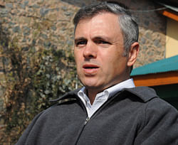 Jammu and Kashmir state Chief Minister Omar Abdullah speaks during a press conference following the execution of Mohammed Afzal Guru, in Srinagar on February 9, 2013. A Kashmiri separatist was executed Saturday over his role in a deadly attack on the Indian parliament in 2001 -- an episode that brought nuclear-armed India and Pakistan to the brink of war. AFP PHOTO