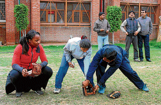Olympian plays ball with DU students