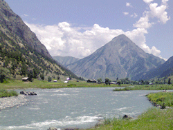 Kishenganga or Neelum river on which the hydropower project is planned. Wikipedia image