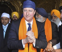Britain's Prime Minister David Cameron visits the holy Sikh shrine of Golden temple in Amritsar February 20, 2013.  Credit: Reuters