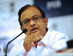 Chidambaram to do first Hangout with netizens on Budget