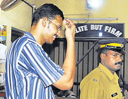 Bitti Mohanty in the custody of  Kerala police. PTI