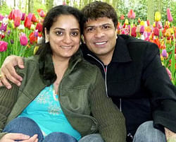 Dharmesh Kumar (38) seen with his deceased wife, Mahalakshmi (37) in happier time. DH PV Photos.