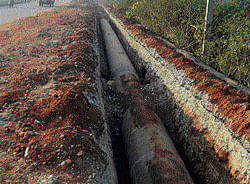 The work on laying of water pipeline has been hit by several problems in Sir M Visvesvaraya Layout.