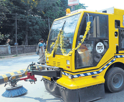 The new 'Street sweeping machine' purchased by MCC is all set to make Mangalore roads spik and span.