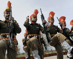 India, Bangladesh to have border retreat ceremony