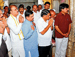 Praying for power: Chief Minister&#8200;Jagadish&#8200;Shettar, Deputy Chief Minister K&#8200;S&#8200;Eshwarappa, former chief minister D&#8200;V&#8200;Sadananda Gowda, State BJP&#8200;chief Prahlad Joshi, Bangalore South&#8200;MP&#8200;H&#8200;N&#8200;Ananth Kumar and Minister&#8200;S&#8200;A&#8200;Ramdas pay obeisance at Goddess Chamundeshwari temple atop Chamundi Hill in Mysore on Friday. dh photo