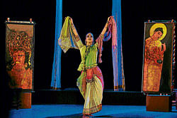 dramatic: Mythili Prakash portrays the plight of Yashodhara, prince Siddharthas wife, through Bharatanatyam