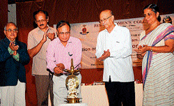 Regional Joint Director of Collegiate Education Dr Devanand R Gaonkar inaugurates the regional seminar Maulana Abul Kalam Azad's Vision on India's Freedom and Education at Besant Women's College in Mangalore on Wednesday. DH photo