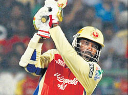 Chris Gayle was in ominous touch as he clobbered the Mumbai Indians attack on Thursday. DH Photo