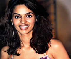 Changing image: Maliika Sherawat