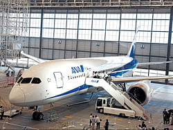 Japanese governmentwas ready to give passenger plane manufacturing another try, as it looked in the early 2000 for ways to bolster Japanese exports and revitalise the countrys stagnant economy.