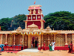 A partial view of the temporary Rama Mandira erected as a part of Rama Navami celebrations at Nehru Maidan in Mangalore. DH&#8200;photo