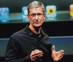 Apple CEO Tim Cook's desicion to return $4-5 billion to shareholders has not satisfied everyone.