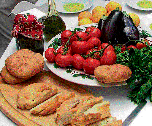 Healthy: Cardiovascular diseases can be prevented if people switch to a Mediterranean diet.