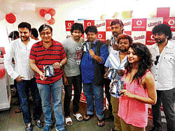 say cheese The cast and crew of 'Tony' at the audio launch.