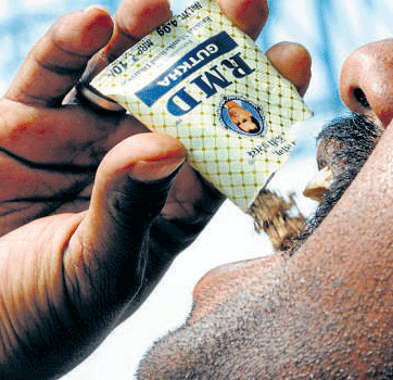 BJP sees opportunity  in State gutka ban