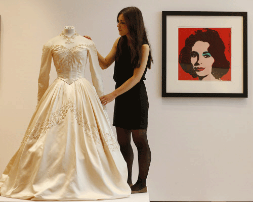 Elizabeth Taylor's first wedding dress up for sale