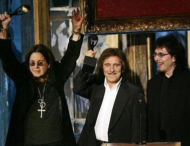 Members of the band Black Sabbath react after being inducted into the Rock and Roll Hall of Fame at the 2006 Rock and Roll Hall of Fame induction ceremony at the Waldorf Astoria Hotel in New York March 13, 2006.  Credit: Reuters/