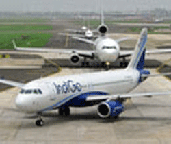 IndiGo may face an exodus of its commanders to AirAsia India