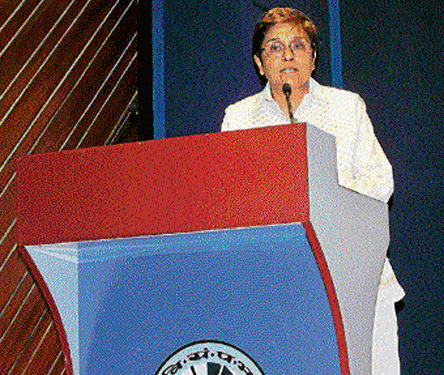 strong: Kiran Bedi addressing the youngsters.
