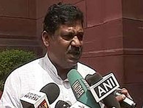 Kirti Azad allegedly detained for two hours at Heathrow