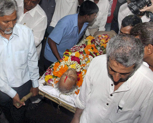 Body of legendary actor Pran being taken for cremation in Mumbai on Saturday. PTI Photo