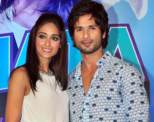 Bollywood actors Shahid Kapoor and Ileana D'Cruz at a promotional event for their movie 'Phata Poster Nikla Hero' in Mumbai on Friday. PTI Photo