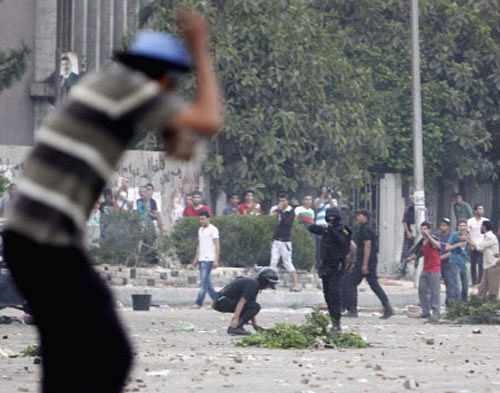 Egypt on the boil as police firing kills 200