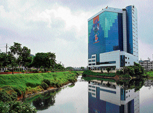 The Bangladesh Garment Manufacturers and Exporters Association, or BGMEA, building in Dhaka, Bangladesh. NYT