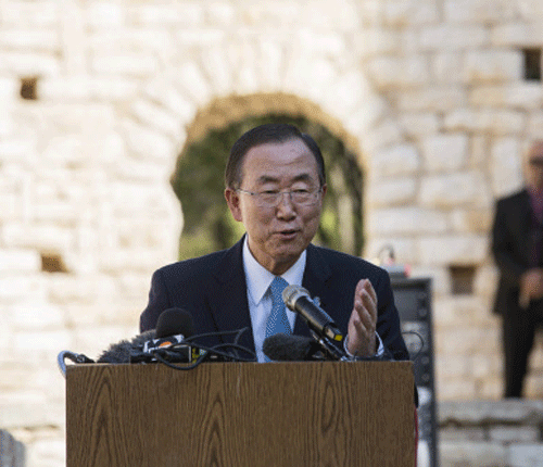 .N. Secretary-General Ban Ki-moon speaks in front of international students participating in a model United Nations Conference at the U.N. compound in Jerusalem August 16, 2013. REUTERS