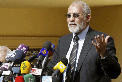 The supreme guide of Egypt's Muslim Brotherhood Mohamed Badie speaks during a news conference at the Brotherhood's main office in Cairo in this December 8, 2012 file photo. Egyptian security forces have arrested the top leader of the Muslim Brotherhood, state media reported on August 20, 2013. Badie was detained at a residential flat in Nasr City in northeast Cairo, the state news agency reported. REUTERS