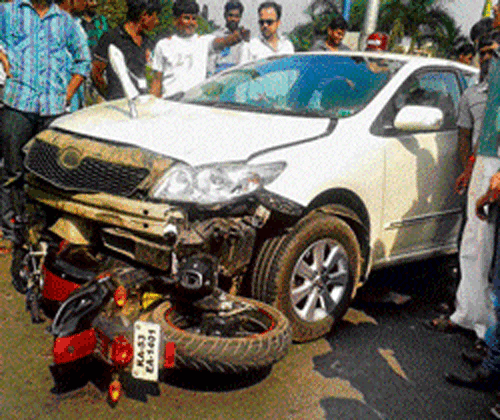 Two bikers killed in  separate accidents