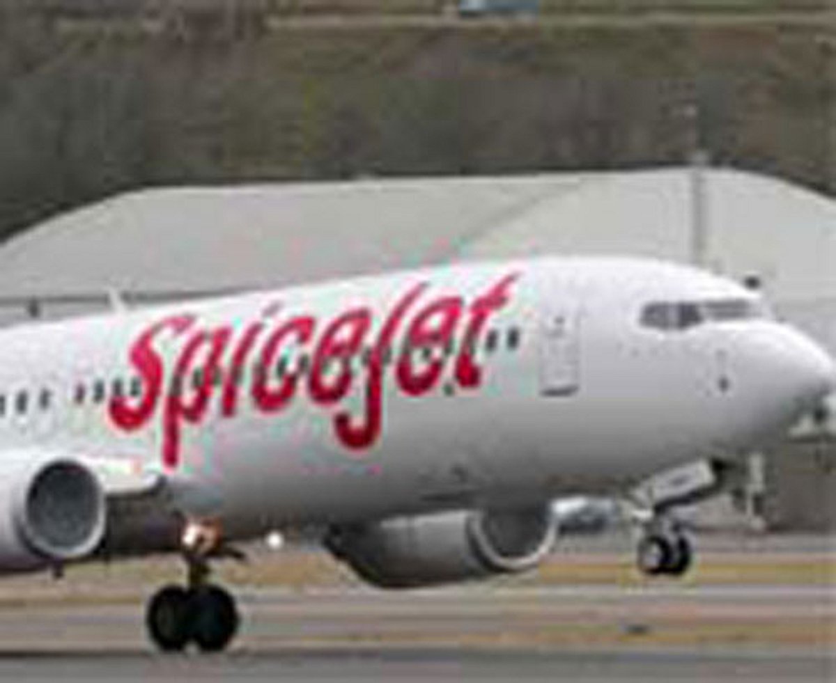 Spicejet plane engine catches fire, passengers safe