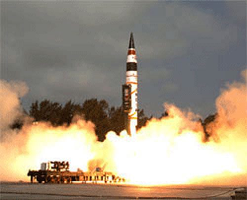 India prepares second test of Agni-V missile Sunday