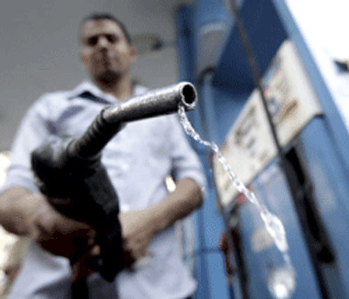 Petrol dearer again, costs Rs 83.35  in Bangalore