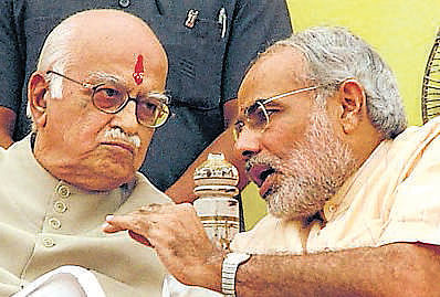 Now, Advani praises Modi