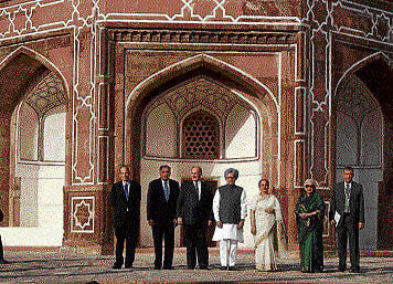 Standing tall: Prime Minister Manmohan Singh, his wife Gursharan Kaur, Prince Karim Aga Khan, Union Minister for Culture, Chandresh Kumari Katoch and industrialist Ratan Tata at a ceremony to mark the completion of restoration work at Humayun's Tomb, in New Delhi on Wednesday. PTI