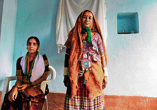 Jyothi of Metlakunta village in Mahbubnagar district with four-time ward member Chukka Bai.